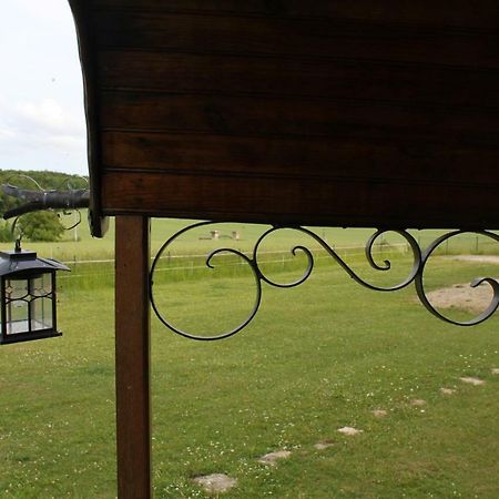 Roulotte Montfee Bed and Breakfast Semezanges Buitenkant foto